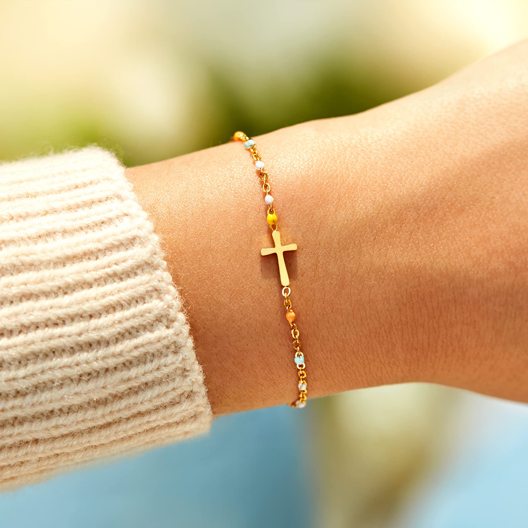Dainty 18K gold–plated cross bracelet