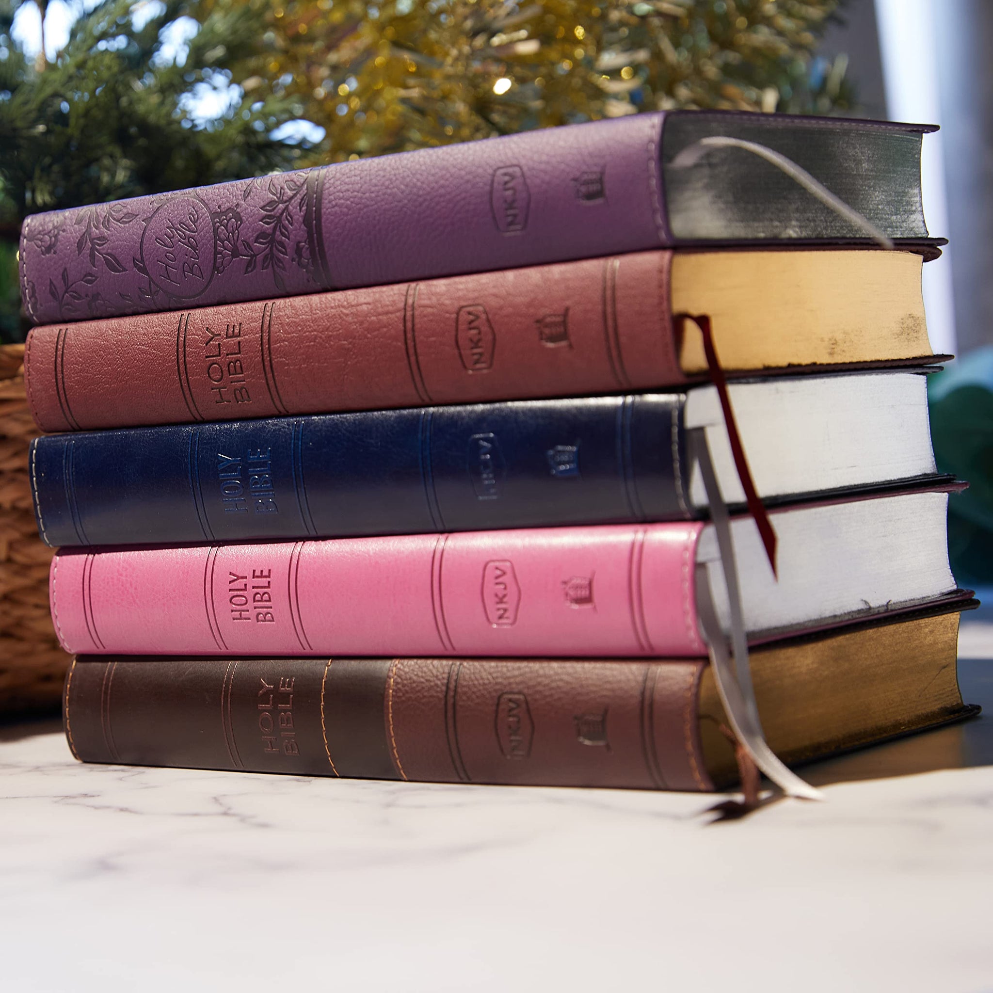 NKJV, Leathersoft, Pink, New King James Version