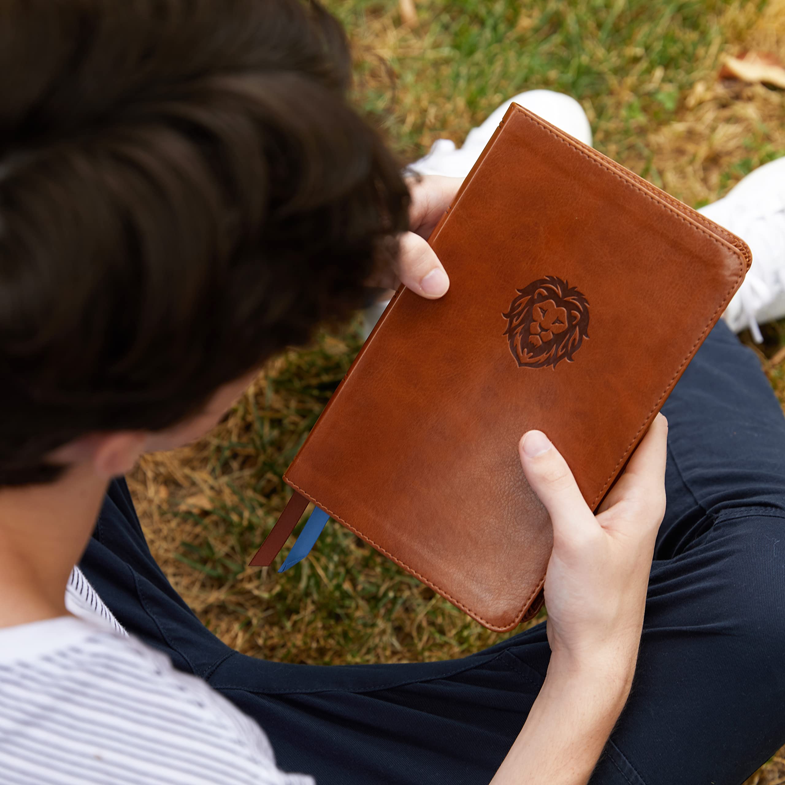 New King James Version, Thinline Bible Youth Edition, Leathersoft, Brown