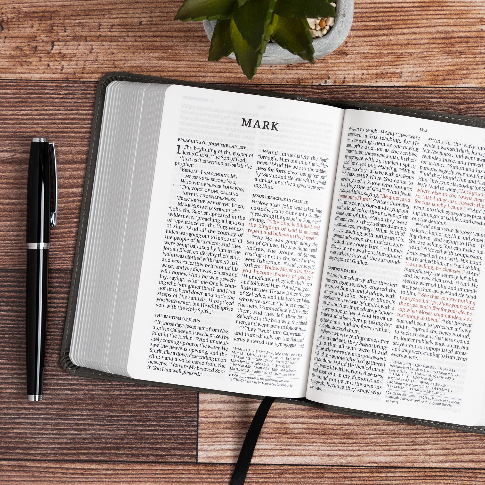 Large Print Bible, Charcoal Leather Touch