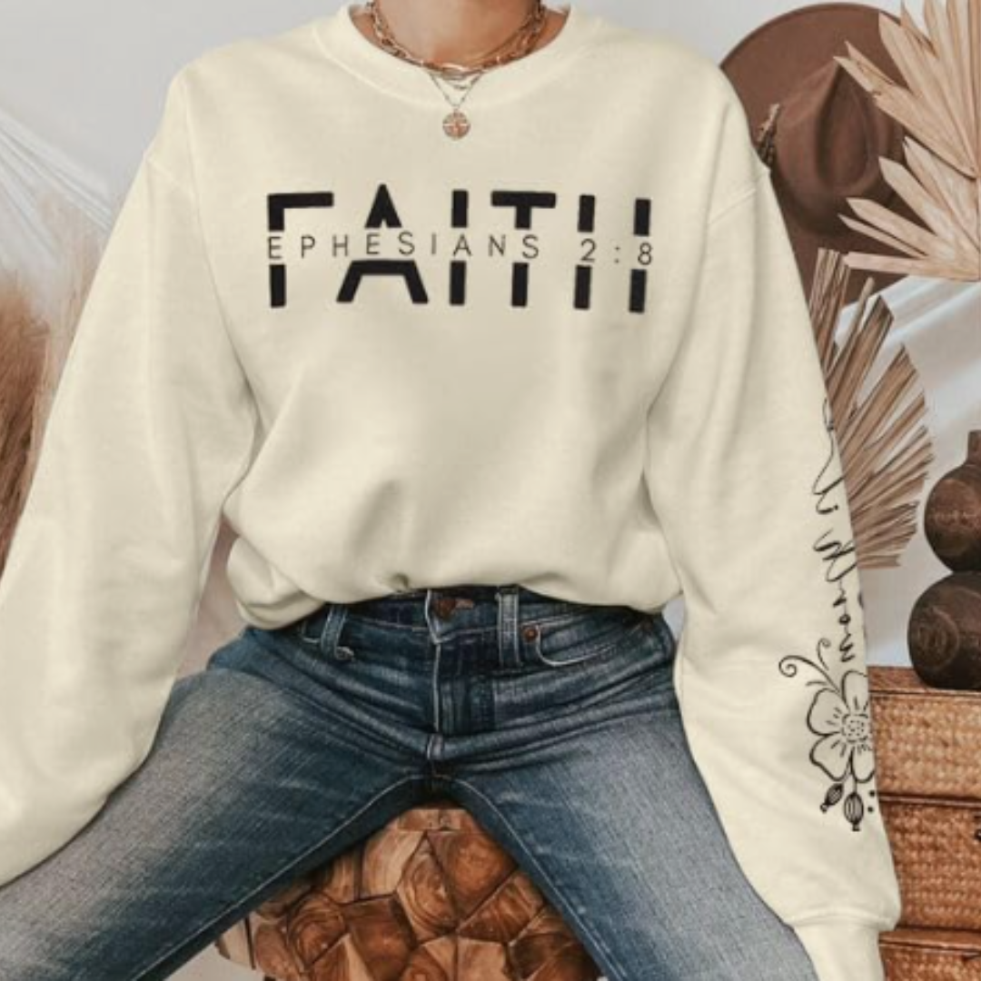 Jesus Is King, Women's Pullover Sweatshirt